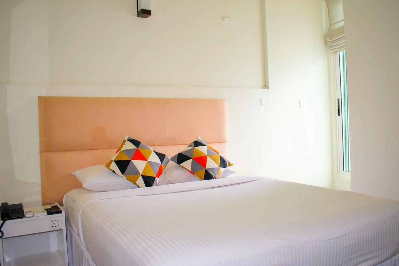Local Escape Boutique Hotel Мале Екстериор снимка